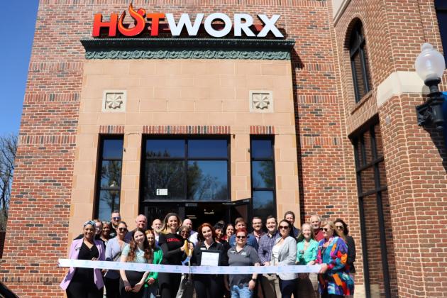    HOTWORX Celebrates Grand Opening in Edmond