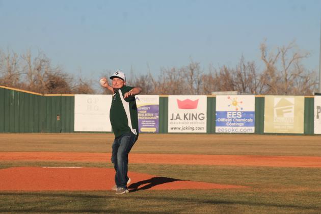 Lonny Cobble throws out the first pitch